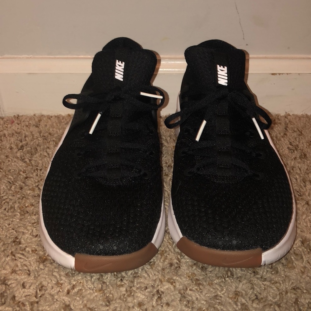 Mens nike running shoe